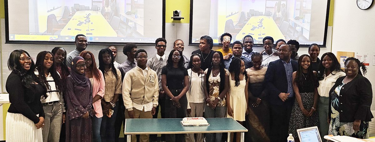 UofCr4kids's tweet photo. Congratulations to the outstanding high school students in the Black Youth Mentorship and Leadership Program! Monday’s closing ceremony celebrated their achievements.
@BukolaKSalami #ACHRI @UofCr4kids @ACHFKids @OBrien_IPH
@UCalgary @UCalgaryMed @TIPS_SPIIE #OneChildEveryChild https://t.co/i8r1KNpO0U