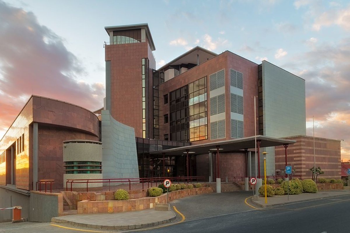 TheBriefLive's tweet image. Welwitschia Sovereign Wealth Fund assets grow to N$440m

The Welwitschia Sovereign Wealth Fund has achieved significant growth since its inception in 2022, nearly doubling in value and consistently surpassing its performance benchmark.

The Fund is benchmarked against the…