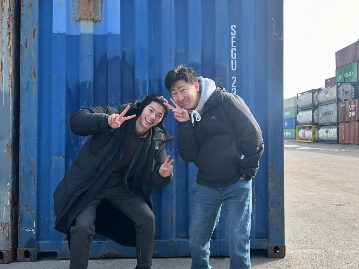 허광한 노웨이아웃 촬영때 사진들 ♡ 
퍼컬이 한드시잖냐 차기작 불러주세요