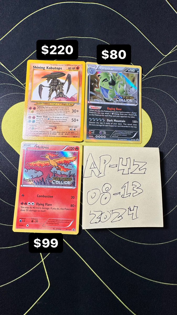 AveragePlayer42's tweet photo. @ArnoldMoger ALL FOR SALE CLOSE UP PICS DM DIRECTLY https://t.co/dukJp0NdWT