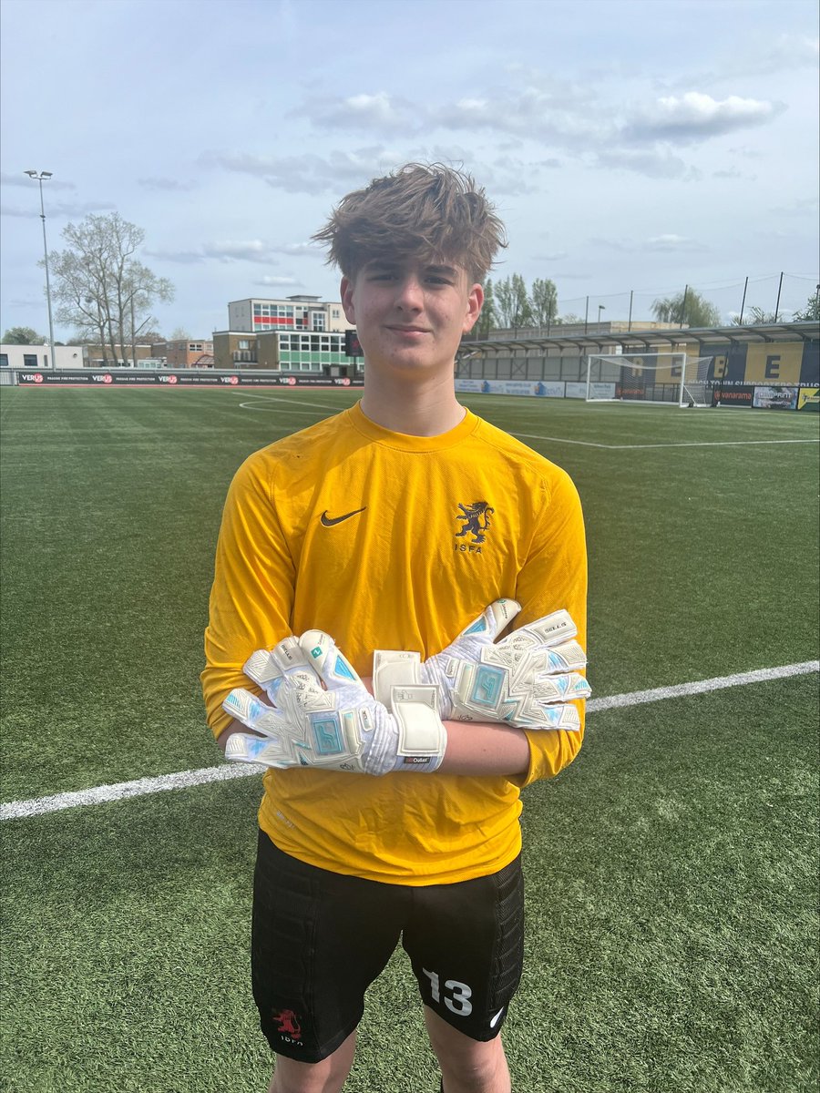 🚨 New sponsored athlete alert 🚨 
We are very excited to welcome Oliver Burden an amazing young goal keeping talent who we are very privileged to support.

We are extremely excited to be a part of this incredible talents journey!!