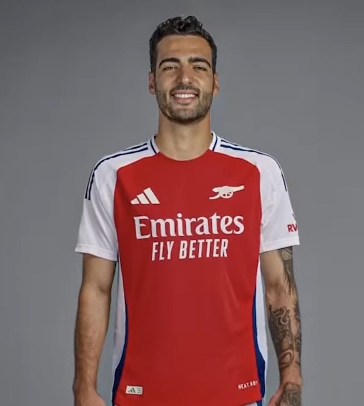 🚨 O diretor executivo do Arsenal edu Gaspar viajou hoje para a Espanha para fechar o quanto antes o acordo com Mikel merino 🇪🇦

A Real Sociedad pede €35 milhões, e já havia rejeitado uma oferta de €30 milhões hoje cedo

O jogador já tem os termos pessoais acertados ✍️