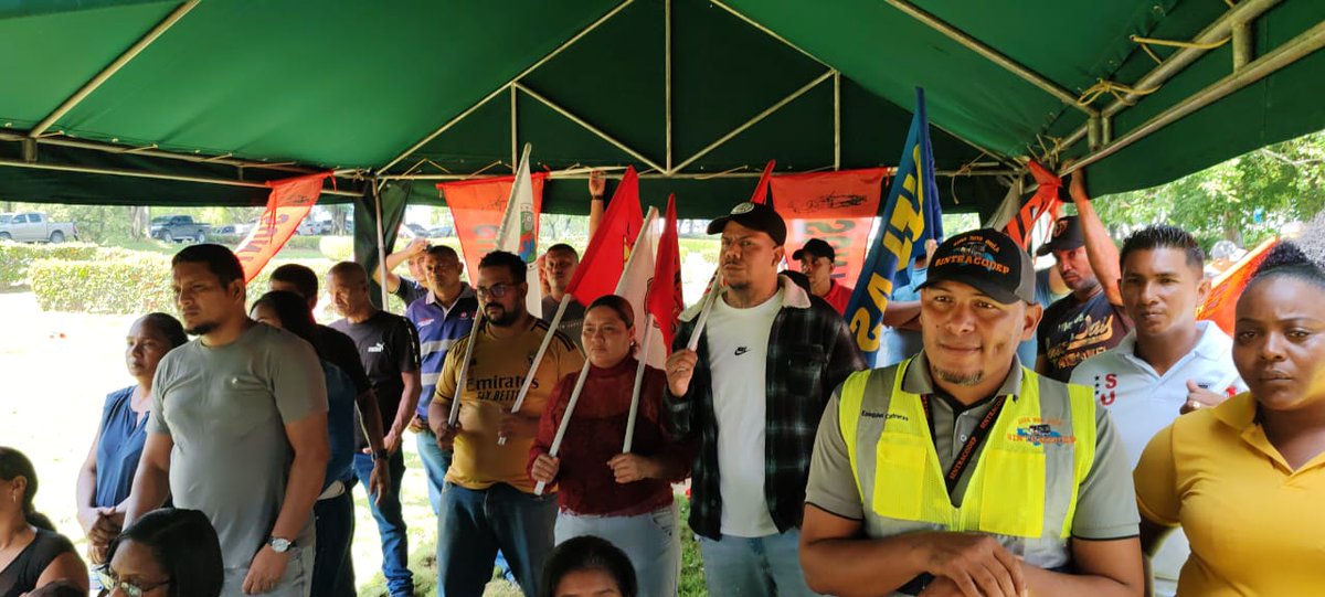 conusi21's tweet photo. CONUSI presente en la romería en honor al compañero Osvaldo Lorenzo.
Su legado y lucha siguen vivos en cada paso que damos por la justicia social. ✊ #OsvaldoLorenzo #CONUSI https://t.co/gf66SJjDDq