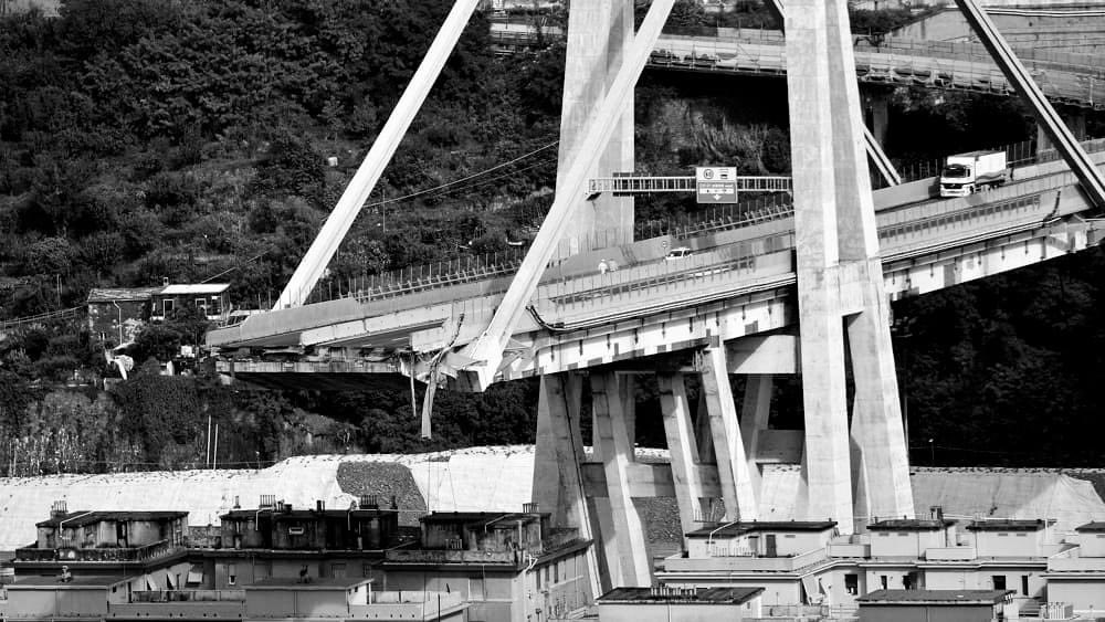 14/08/2018
11:36
43

Sono numeri che non dimenticheremo mai e che avremo sempre impressi nel cuore e nella mente. 🖤

#Genova
#PonteMorandi
#StefanoMai
#nonmolliamoMAI