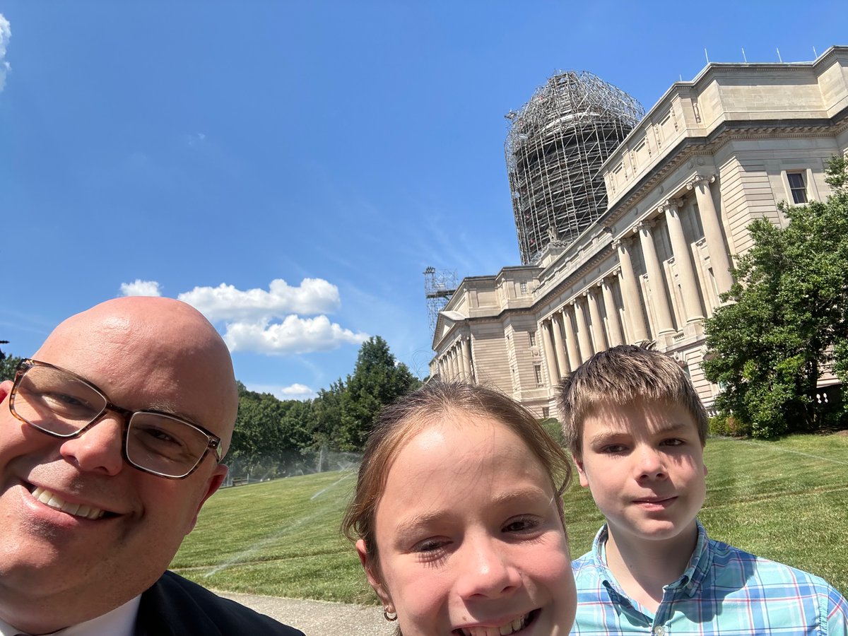 What do you do when the start of school gets delayed? Take your kids to work day at the Kentucky Supreme Court.  #appellateplaces