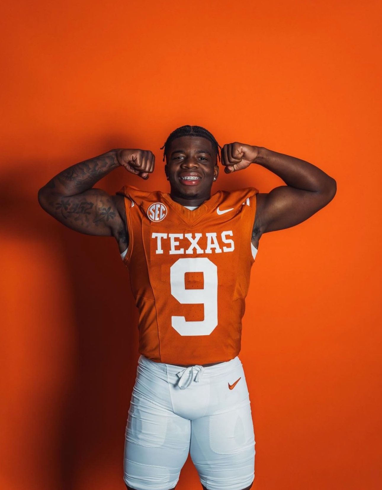 GU9S7zjWcAEi_g2?format=jpg&name=large