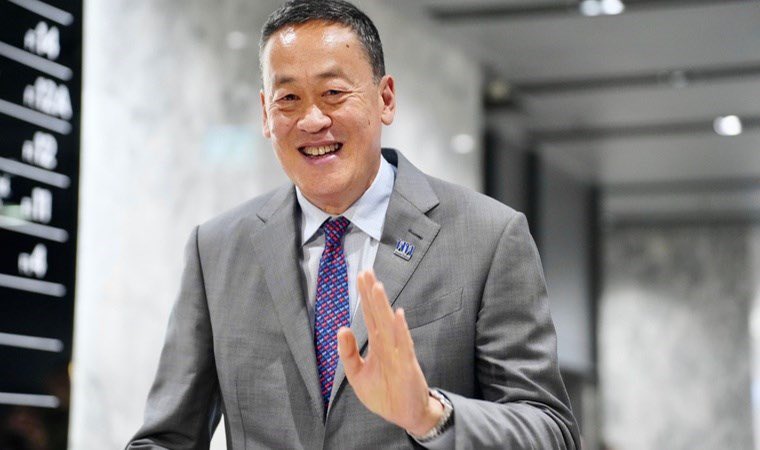 Tayland'da Anayasa Mahkemesi, Başbakan Srettha Thavisin'i "kabineyi kurarken etik kurallarını ihlal ettiği" gerekçesiyle görevinden azledilmesi yönünde karar aldı.