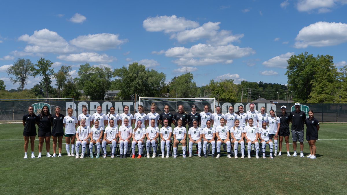 The 2024 season kicks off tomorrow night at Butler! Check out this year's season preview thanks to <a href="/ashleybeachy_/">Ashley</a> !

Season Preview ➡️➡️ tinyurl.com/26eb5n63

#OUohyeah