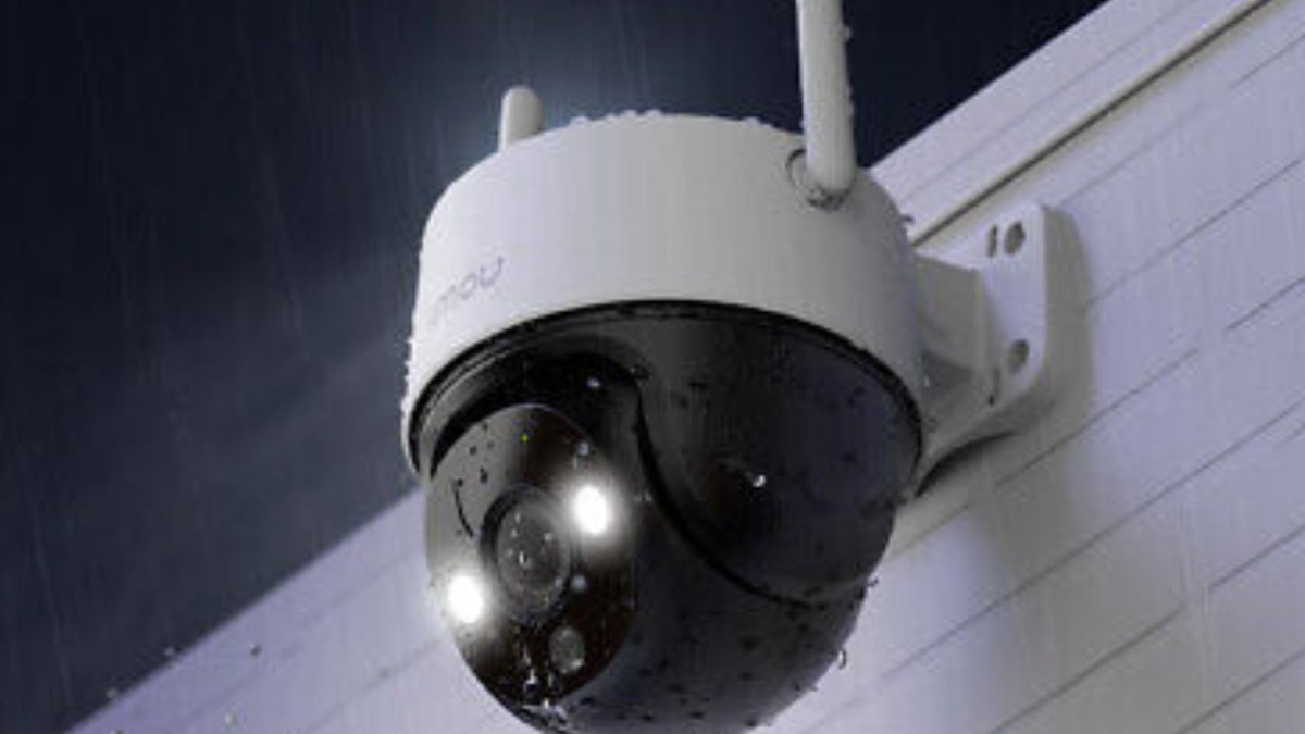 ImouSecuritySys's tweet photo. Does the Imou security camera work well in low-light conditions?
No light? No problem! Imou sees in the dark.  See the unseen 👉 https://t.co/oam94vTAvS
#LowLightSecurity #ImouCameras 
#LaVilla9
#Rafale
#DAZN https://t.co/BCa6UQ0W1m