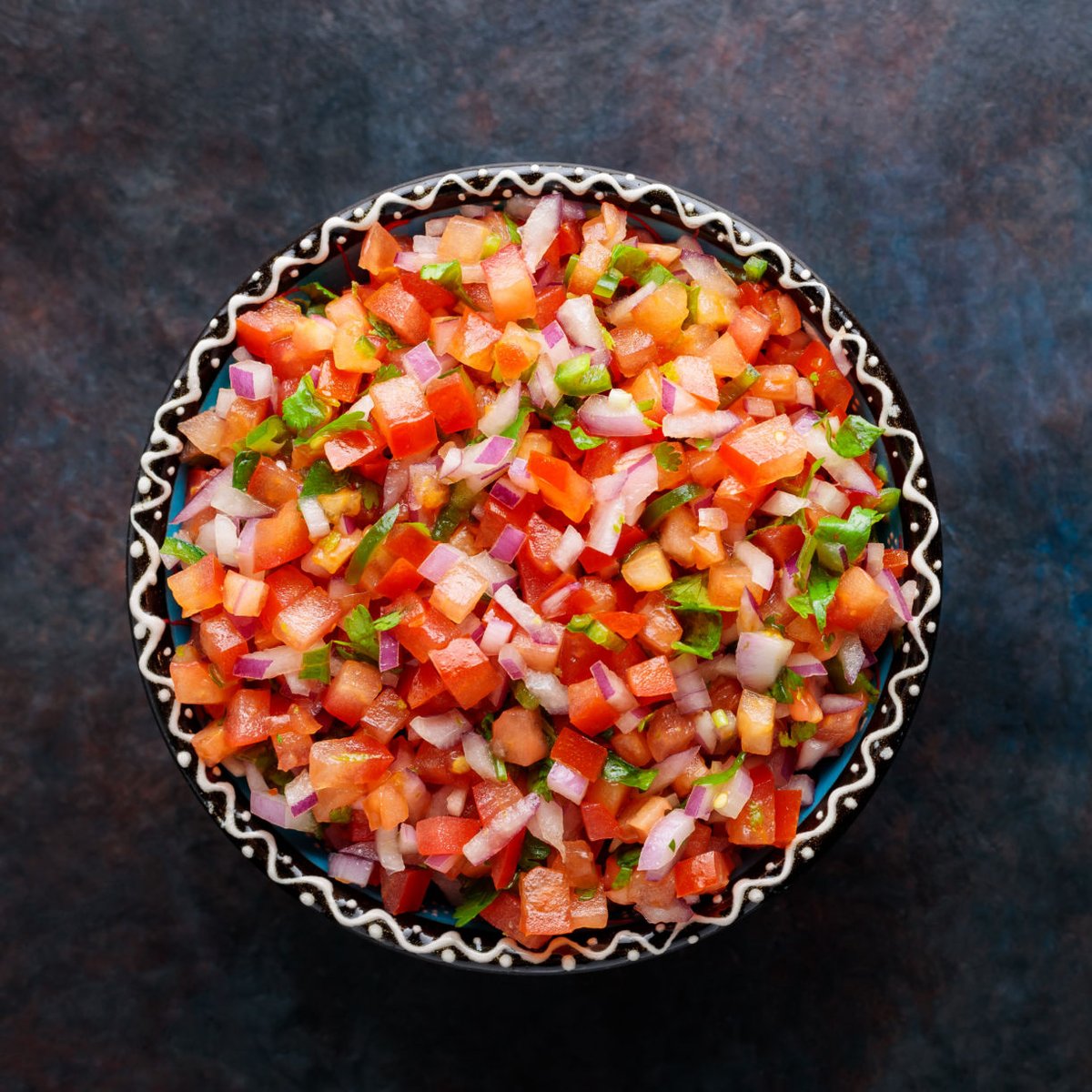 TrueLeafMarket's tweet image. 🌱🍅 Ready to spice up your kitchen with some homegrown goodness? Say goodbye to store-bought salsa and hello to vibrant, homemade pico de gallo that bursts with flavor.

trueleafmarket.com/blogs/recipes/…

 #HomeGrown #FreshFlavors #DIYCooking #SalsaRecipe #GardenToTable #PicoDeGallo