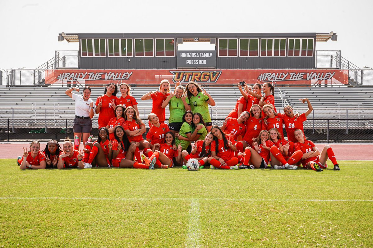 Say hello to your 2024 Vaqueros 👋

First home match is tomorrow at 6:30 PM ⚽️

#UTRGV #RallyTheValley #EarnedEveryDay