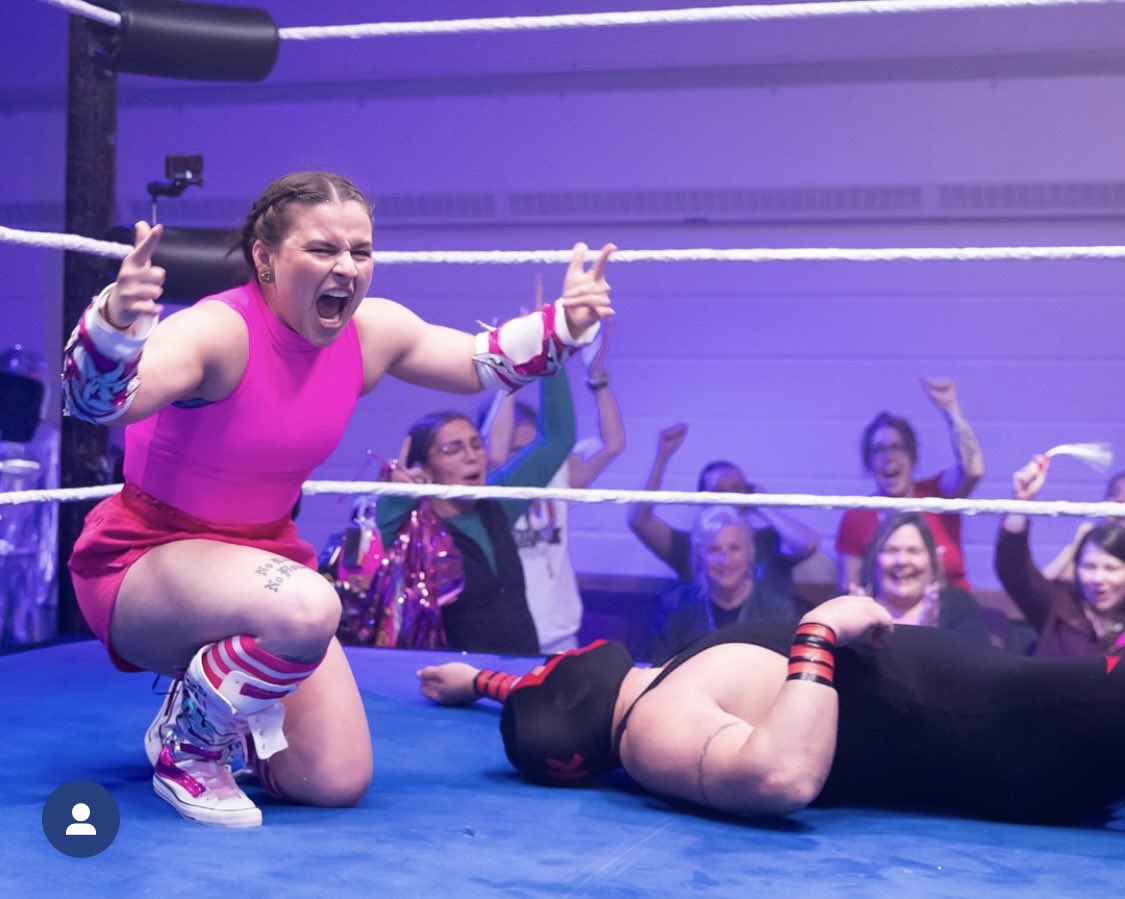 Yaaaaasssssss Queen 🔥🔥🔥 <a href="/AmazingRaceCDA/">The Amazing Race Canada</a> <a href="/WWE/">WWE</a>  #SLAY