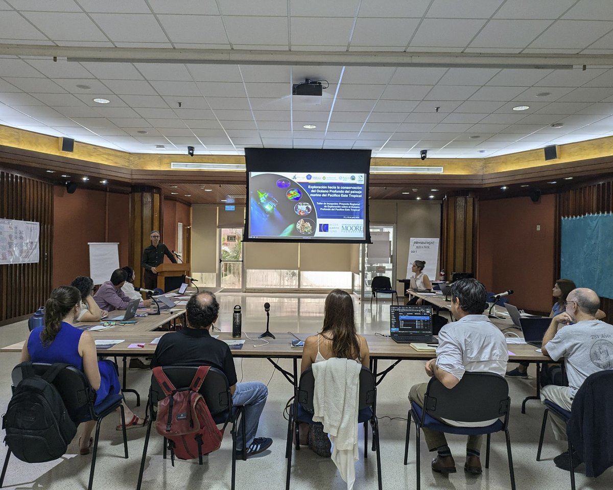 Charles Darwin Foundation-Fundación Charles Darwin tweet media