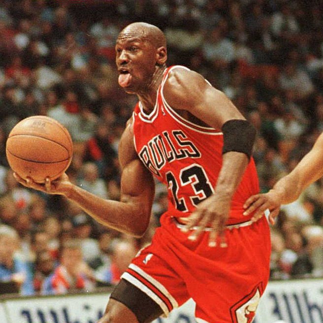 🚨The real reason why Michael Jordan always used to stick his tongue out  during NBA games