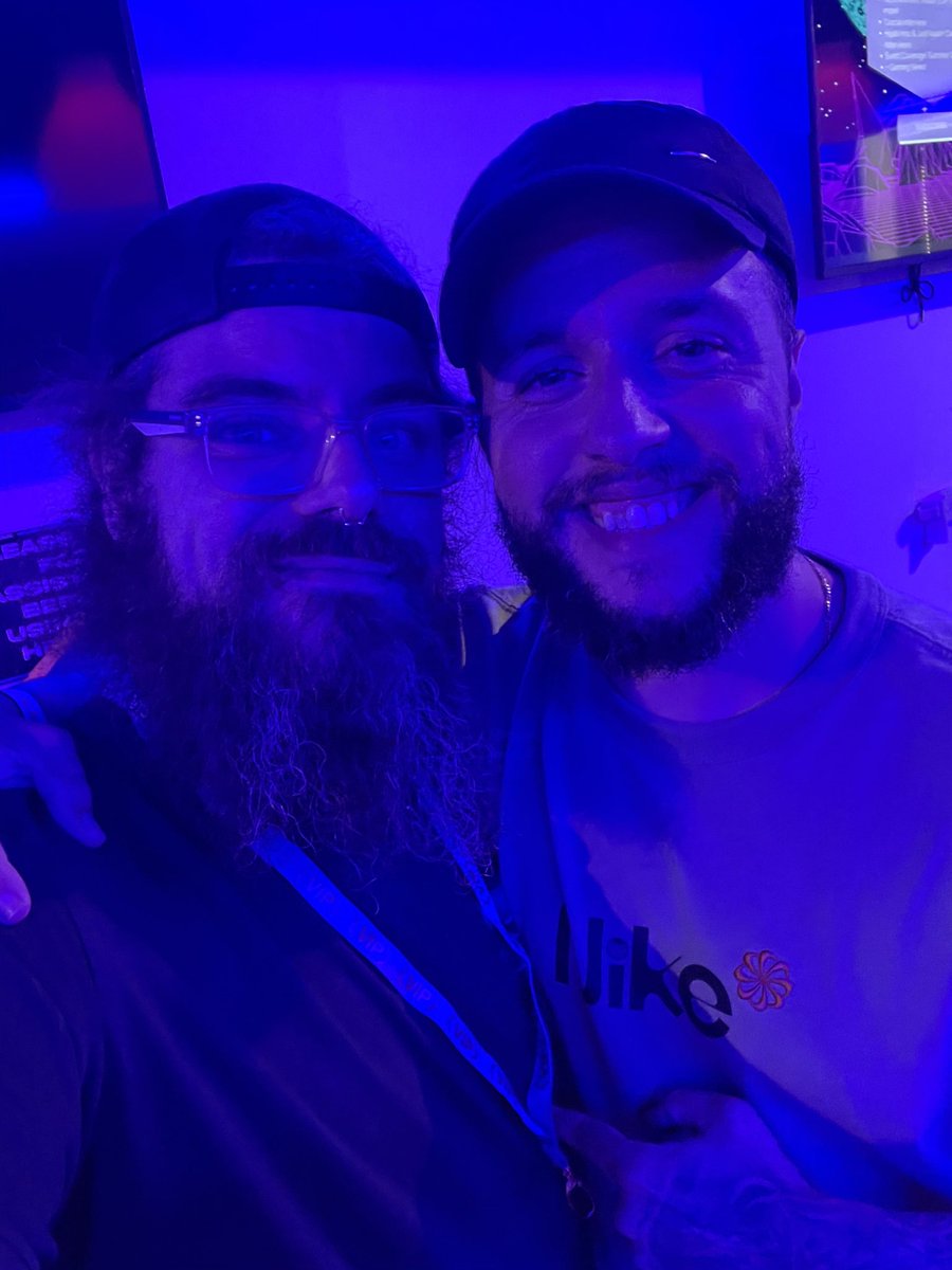 Quick one with this CHAD <a href="/StallionStreams/">FNATIC Stallion</a> 🤜🤛