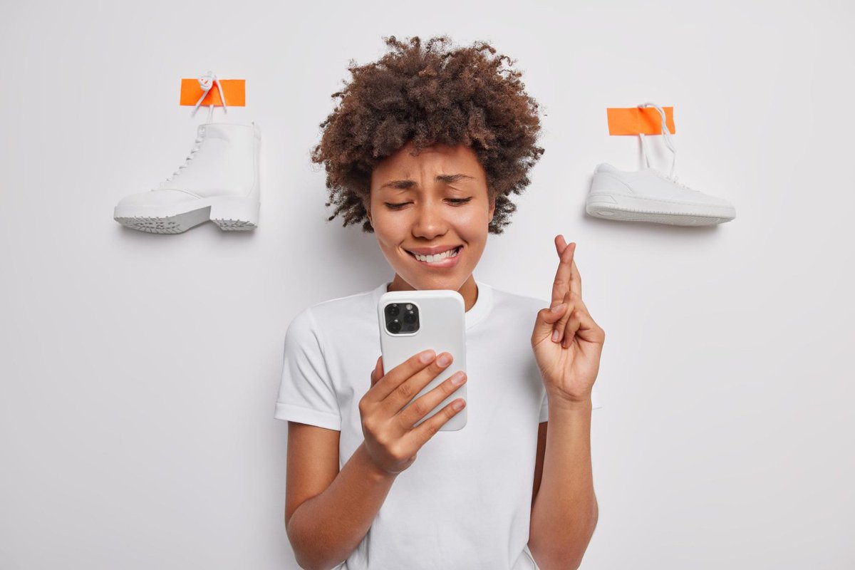 _InchTechs's tweet photo. 🚨 Alerte Bon Plans ! 🚨
Demain et après-demain dès 11h30, surveillez vos notifications  ! Indice : 🎁🎁 🎁💥 
#BonPlan #OffresExclusives #StayTuned https://t.co/GqDE2xkrzP