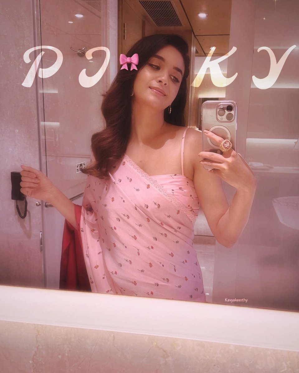 kavya_keerthy's tweet photo. Pinky💕🦋😘
@KeerthyOfficial #keerthysuresh https://t.co/qd0zPsMD1M