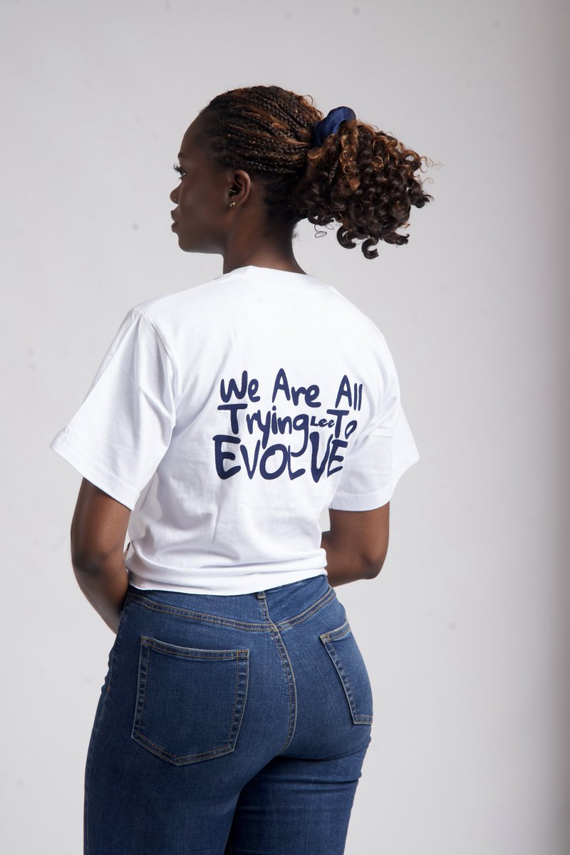 𝑳𝒆𝒕 𝑬𝒗𝒆𝒓𝒚𝒐𝒏𝒆 𝑬𝒗𝒐𝒍𝒗𝒆 tweet media