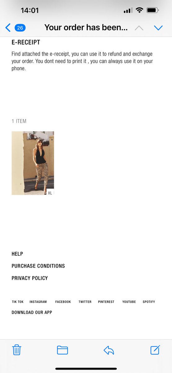 michaelabaker3's tweet photo. @ZARA_Care explain how there are the same trousers please as your customer support are trying to tell me they are what I ordered to what I received 
Just explain how they have different style numbers but are the same then I will apologise https://t.co/iI01DQtsdC