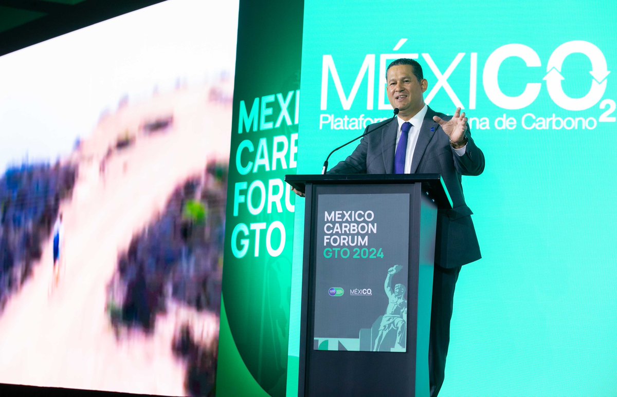 diegosinhue's tweet photo. Hoy tenemos el gusto de recibir en #Guanajuato a los líderes y expertos que participan en la 4ª Edición del México Carbon Forum 2024. Este evento de clase mundial nos marca la importancia de los instrumentos de precio al carbono y la descarbonización, pilares esenciales para enfrentar el cambio climático.

Nos enorgullece ser sede de este foro y desde aquí reafirmamos nuestro compromiso con un desarrollo sustentable que beneficie a nuestro estado, a México y al mundo. 🌎 🤝