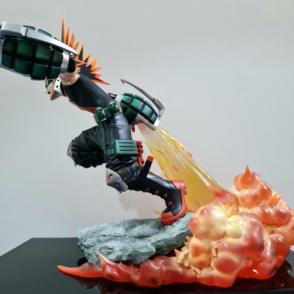 yourINFJTguy's tweet photo. I finally got my hands on the Tsume Ikigai Katsuki Bakugo resin 🧡🧡🧡

Anything for my best boy!
#bakugoukatsuki #kacchan
#MHA #BokuNoHeroAcademia #TsumeIkigai #Tsume https://t.co/ffrJvxDzYv