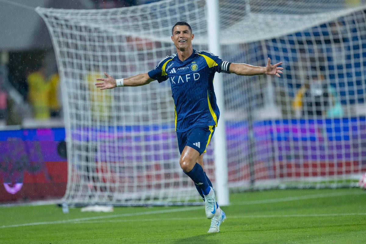CR7Brasil's tweet photo. 🐐 @Cristiano https://t.co/AXID0JPvcr