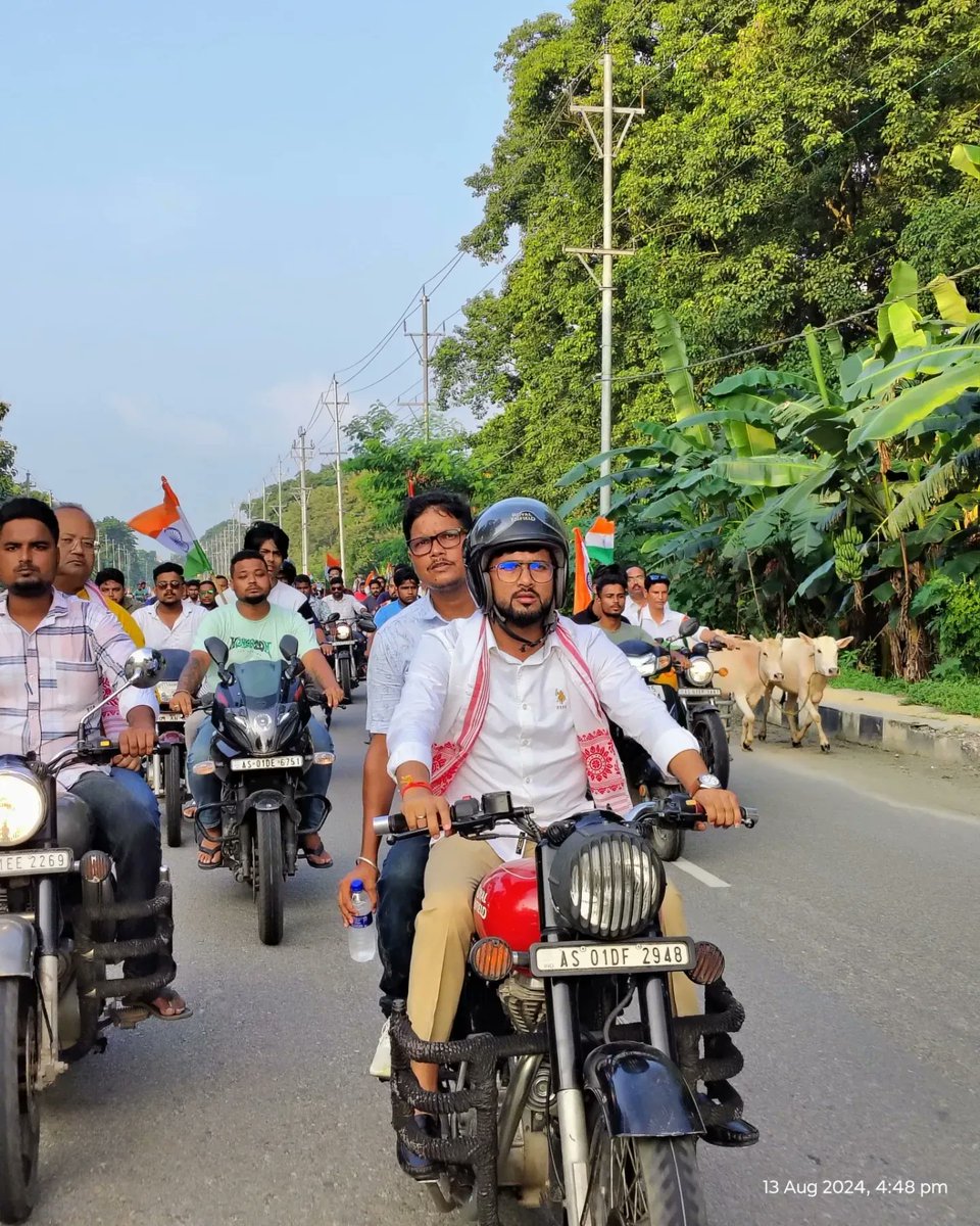 BJYMAssamPrdsh's tweet photo. Glimpses of #TirangaBikeRally, held by North-Kamrup district in Hajo-Suwalkuchi Vidhansabha today in lieu of #HarGharTiranga Abhiyaan.
#HarGharTiranga
#BJYMAssam
#TirangaBikeYatraAssam https://t.co/M9YmpjrKES