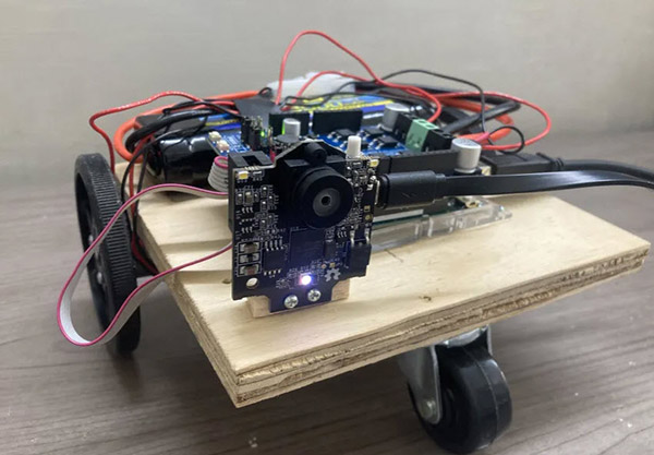 digikey's tweet image. Maker Blog - Robotics Education: Robot Tour Part 4  - the Rover 

Project details here ➡️ bit.ly/3Api0yM

#capstoneproject #robotics #stem