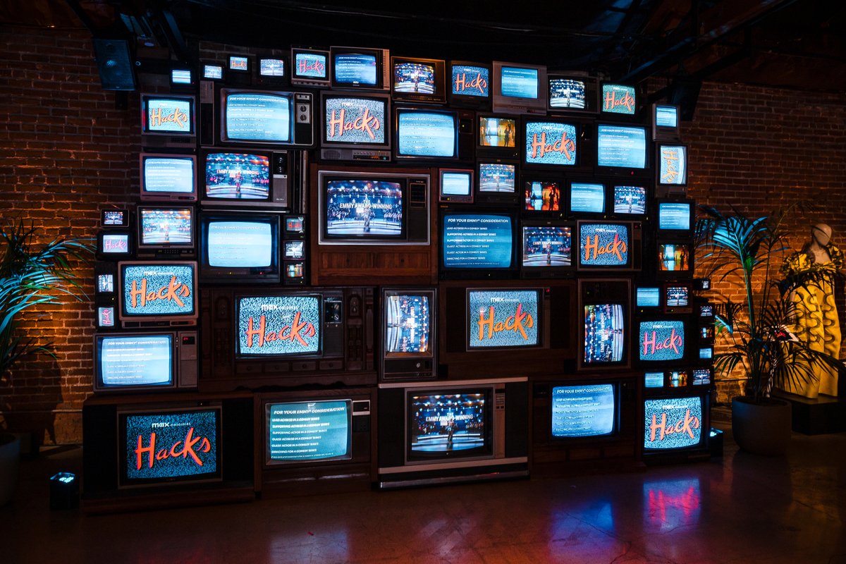 Universal Television tweet media