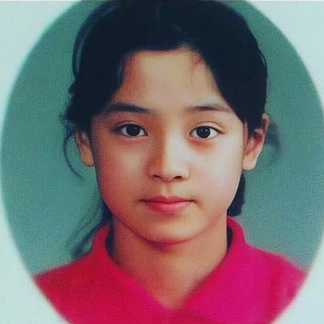 geumjihyo_'s tweet photo. happiest birthday to our ultimate babi girl, Song Ji Hyo! 🫶✨  

#SongJiHyo  
#송지효 https://t.co/pZW29wQDpG