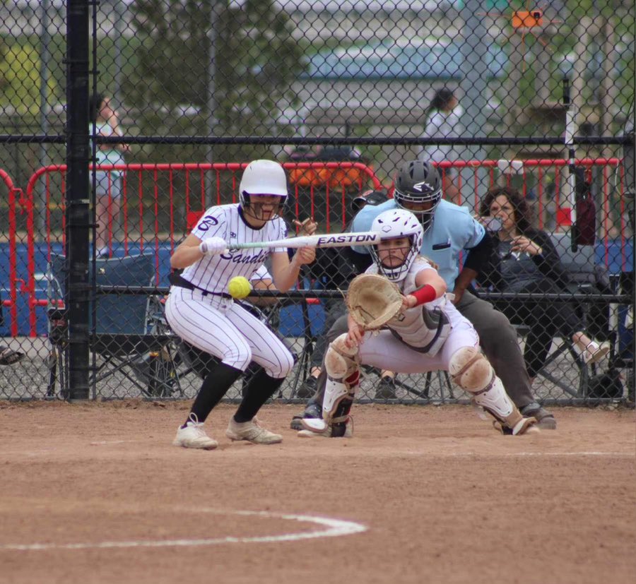Beverly Bandits 14u Premier (@14u_bandits) on Twitter photo 🚨ROSTER ANNOUNCEMENT🚨
We are very excited to welcome back #️⃣3️⃣7️⃣ <a href="/DallasBowen37/">Dallas Bowen</a> ‼️
▪️Also loves playing Volleyball 🏐
▪️Her favorite movie is The Sandlot 🍿 🎥
▪️Favorite Quote: “You vs. You” 💯
▪️Has three brothers 🚨ROSTER ANNOUNCEMENT🚨
We are very excited to welcome back #️⃣3️⃣7️⃣ <a href="/DallasBowen37/">Dallas Bowen</a> ‼️
▪️Also loves playing Volleyball 🏐
▪️Her favorite movie is The Sandlot 🍿 🎥
▪️Favorite Quote: “You vs. You” 💯
▪️Has three brothers