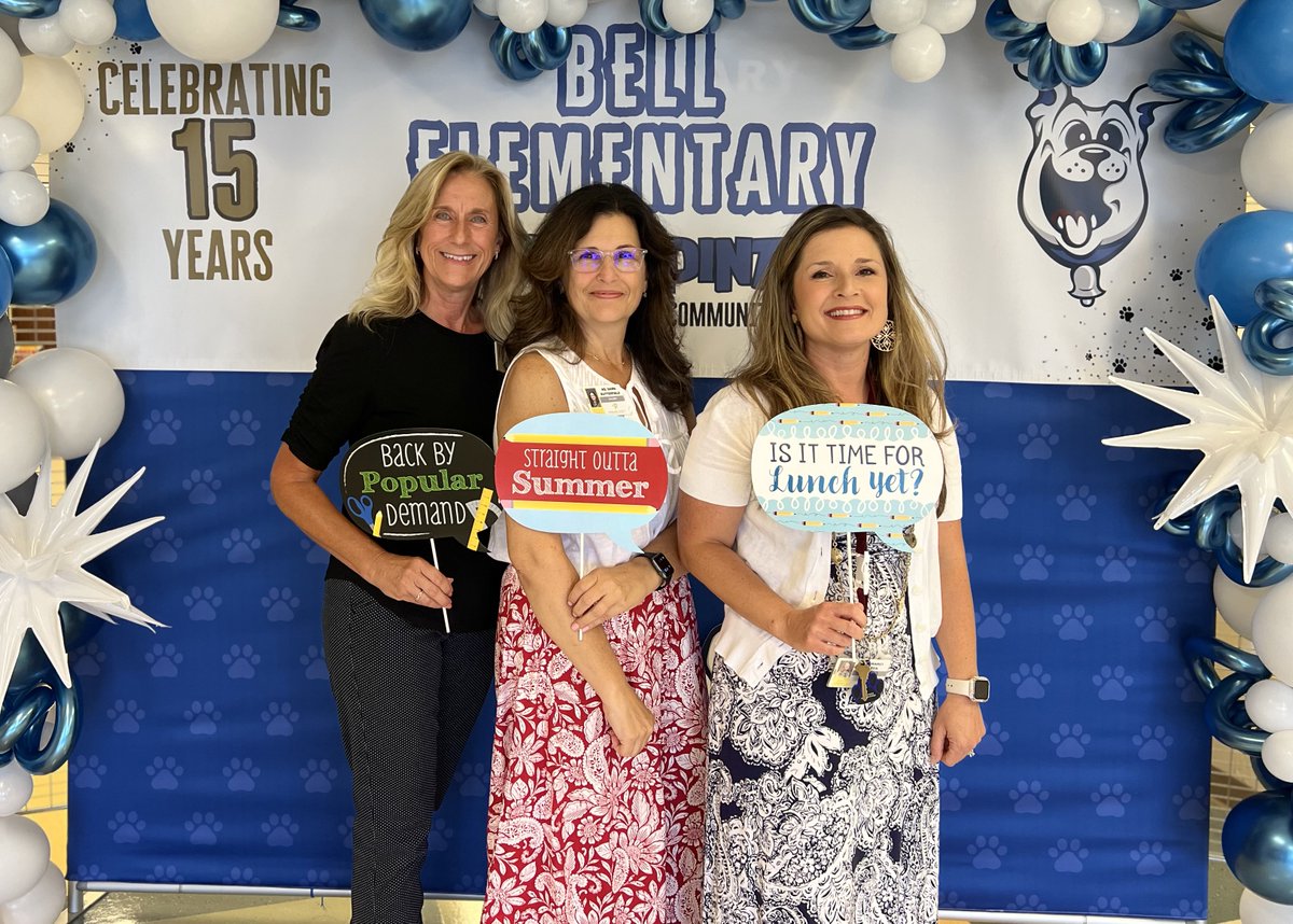 BellElementary's tweet image. Bell staff is excited for the new school year!