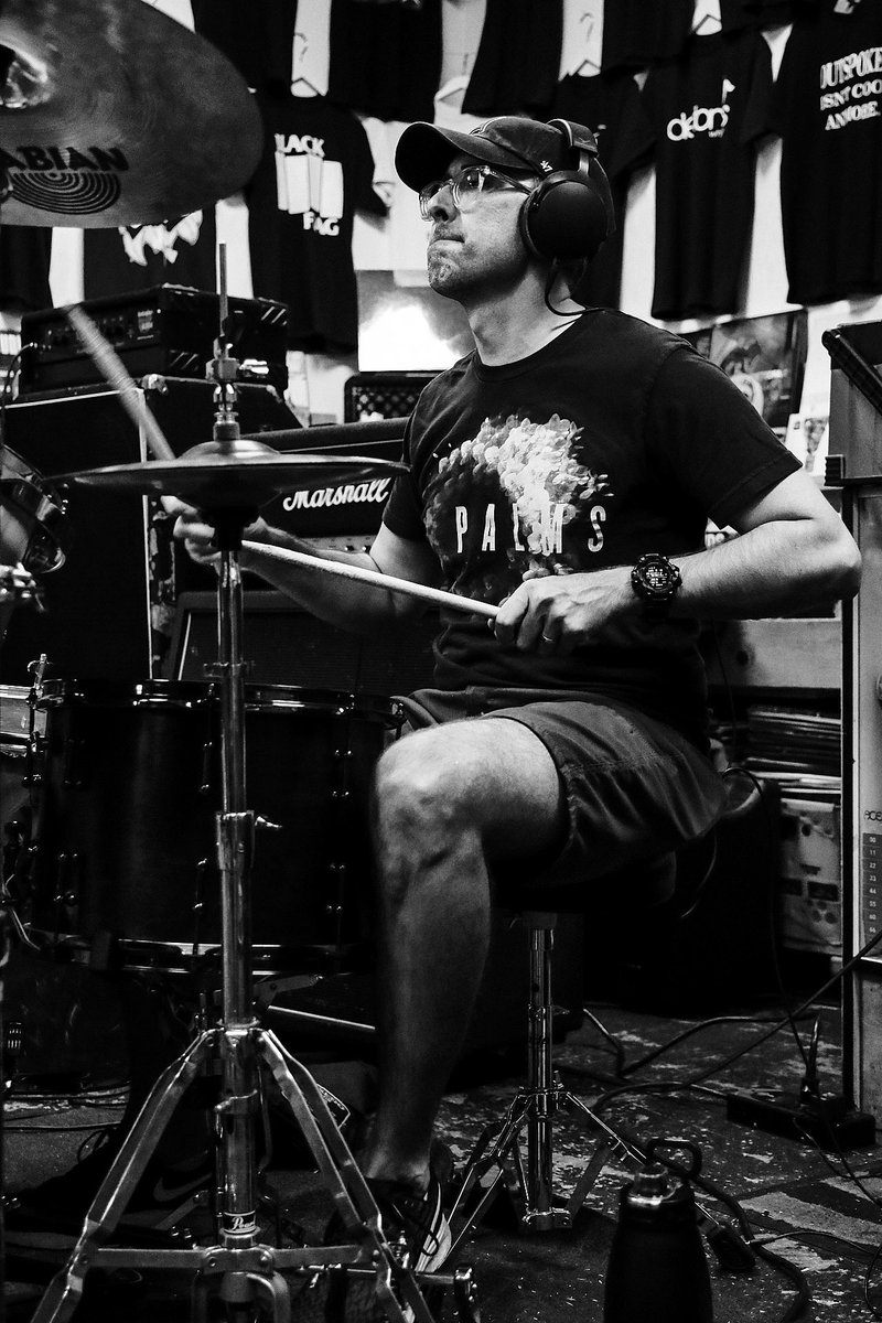 Decent Times tweet media