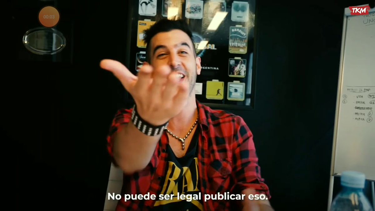 Milei: “Pero tengo más para reconocerle al ministro Caputo, 2,7% y tengo un sistema de crawling peg, estamos habilitando ese piso de inflación de 2% y si sacamos ese piso de 2%, la inflación estaría viajando a 0,7% mensual. Es decir 8% interanual. Gracias Toto”, aseveró.