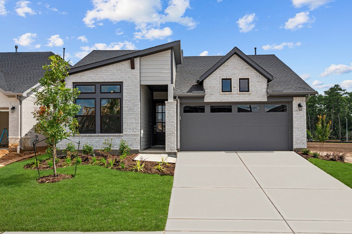 DavidWeekley's tweet photo. Houston is the most diverse big city in the nation and our selection of quick move-in homes offers a spectrum of living options to suit you and your family's lifestyle: https://t.co/6q9nO2mSls.
#HoustonHomes #QuickMoveIn #MoveInReady #TexasRealEstate #MoveToTexas https://t.co/HpP4xKJJcL