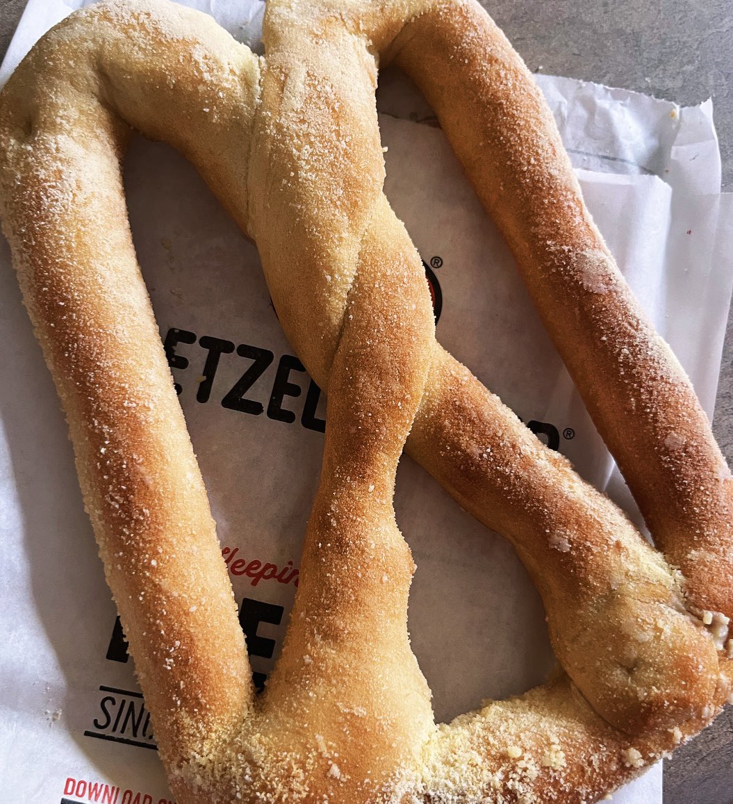 Wicks_amanda_'s tweet photo. Haven’t had a pretzel from @micmacmall before last time I had one from a mall it was in penhorn , so good !!! #micmacmall #pretzel https://t.co/AMufHn577F