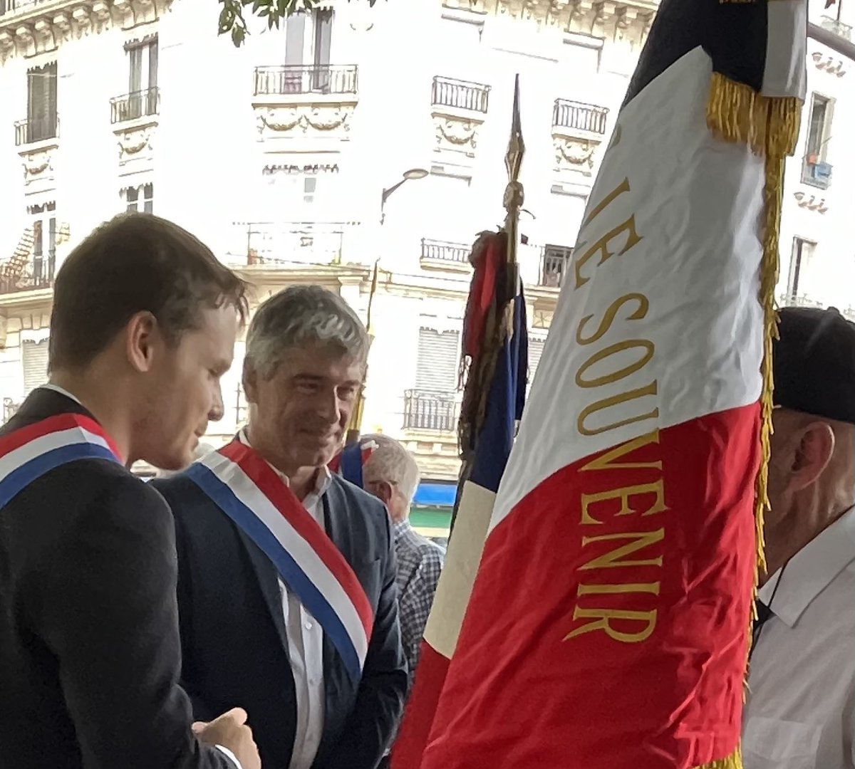 GuillaumGontard's tweet photo. Commémoration émouvante Square des Fusillés #Grenoble #Autrans #Meaudre #VillarddeLans
Il y a 80 ans, le 14 aout, qqs jours avant la libération de Grenoble , 20 jeunes gens résistants du #Vercors étaient fusillés par les Nazis https://t.co/Bnn3a9y2BO