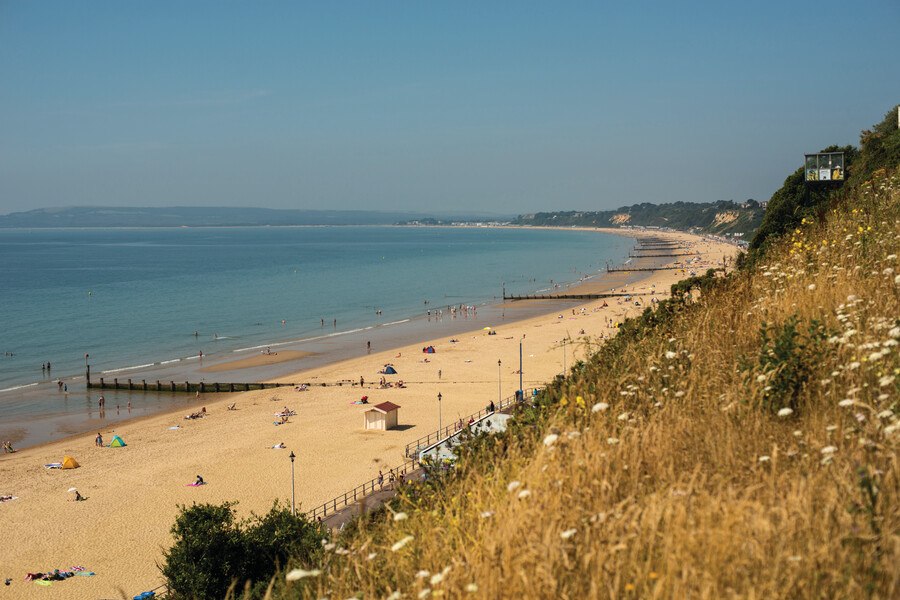 Bournemouth Uni tweet media