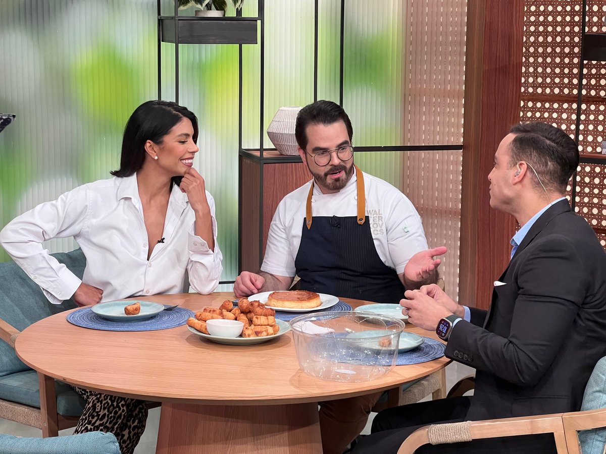 ¿A quién no le gustan los tequeños 🧐? Aprende a hacerlos en casa 🏡 siguiendo todos los pasos de nuestro chef <a href="/waltkovacs/">Walter Kovacs</a> en #PortadasAlDía 🧡 venevision.com/recetas/aprend…