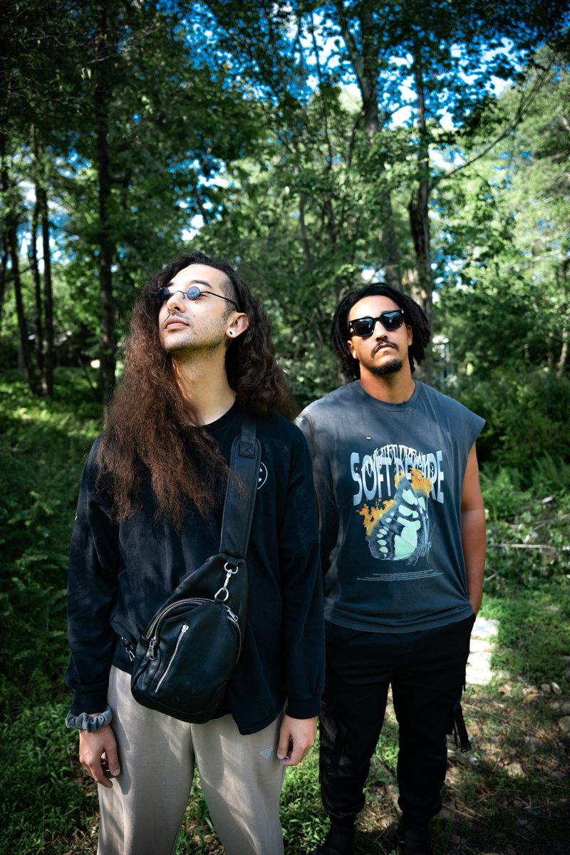 F L O R A 🥀 tweet media