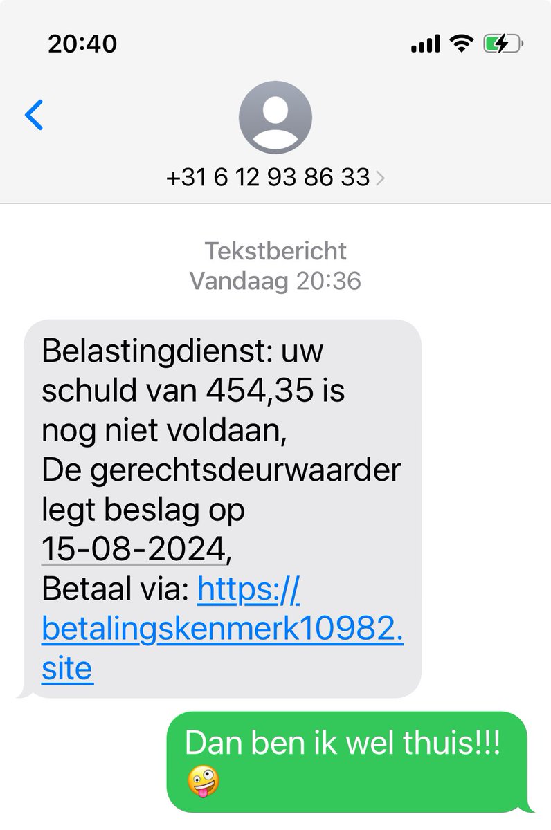ellertpater's tweet photo. ⚠️ Trap er niet in, dit is een scam, via de link betaal je de oplichters. @Belastingdienst @BDzakelijk #belastingdienst #oplichting #scam #oplichters #belastingdienst #sms https://t.co/N0NS98QdpZ