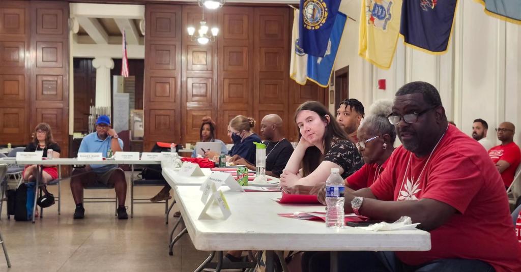 redlinemaryland's tweet photo. We recently held our 2nd Community Advisory Team meeting for the Red Line project! Thanks to everyone who shared their insights. Your voice matters as we move forward. 

Visit https://t.co/eMFQvjk9d1 for project updates and ways to stay involved.  #RedLineBaltimore https://t.co/9SMDcneWFq