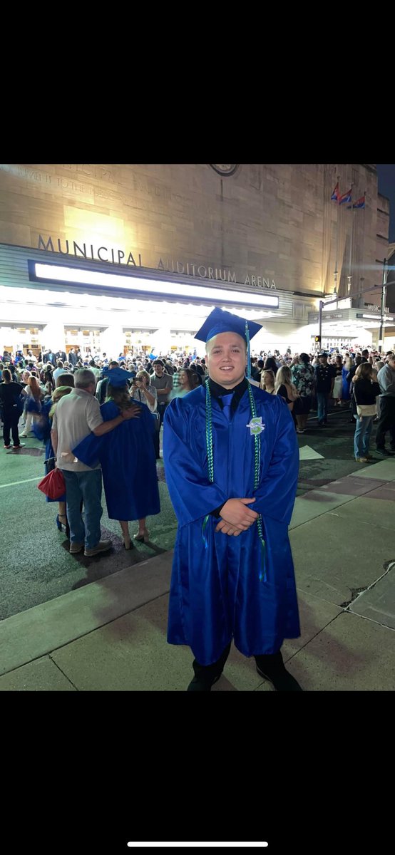 BSSHSWrestling's tweet photo. Good luck to Callen Smithpeter as he starts his freshman year at Minnesota State! Keep up the hard work, Callen! https://t.co/RTdX46rr1w