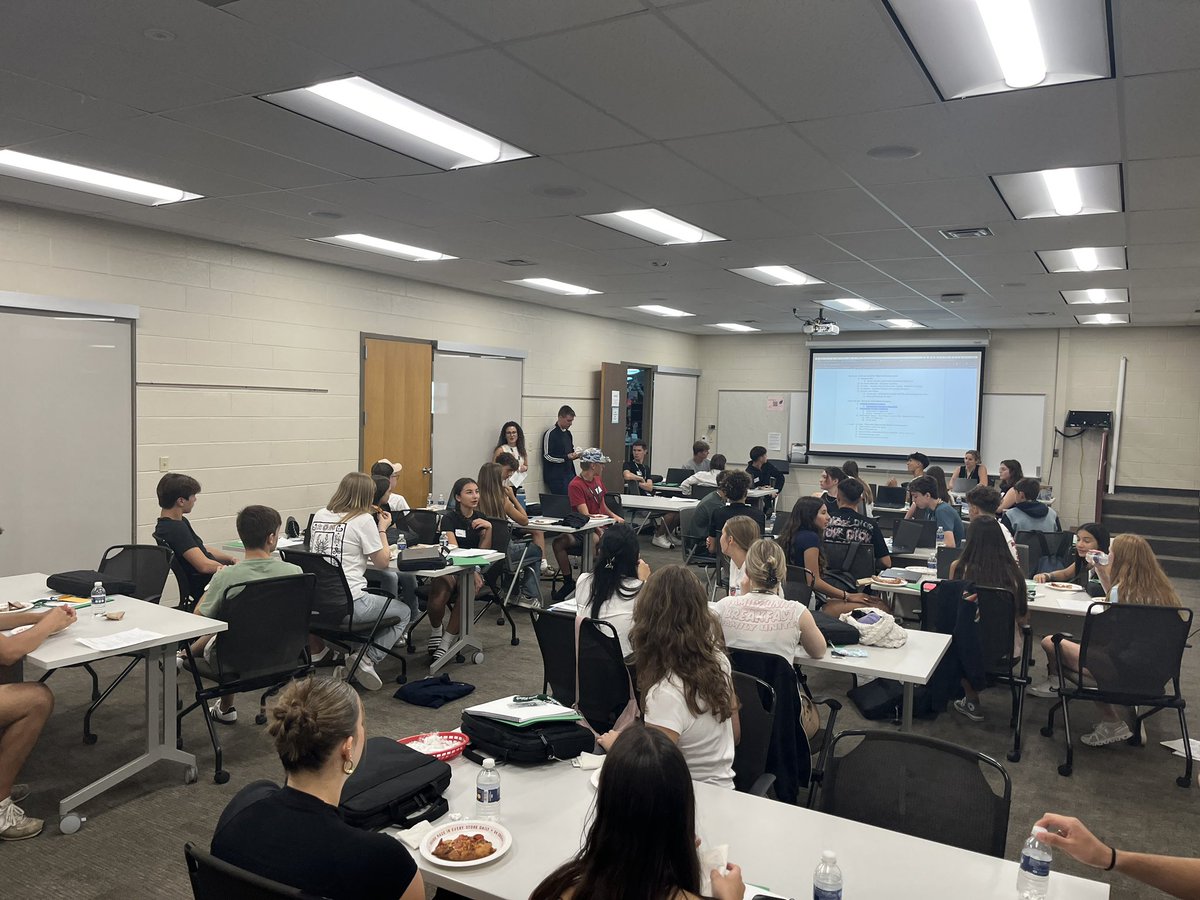 The amazing Emily Kaminski warmly welcomed 30 international students to <a href="/JenisonSchools/">Jenison Public Schools</a> today.  Go Wildcats! 🇧🇷 🇪🇸 🇮🇹 🇰🇷 🇩🇪 🇫🇷 🇨🇦