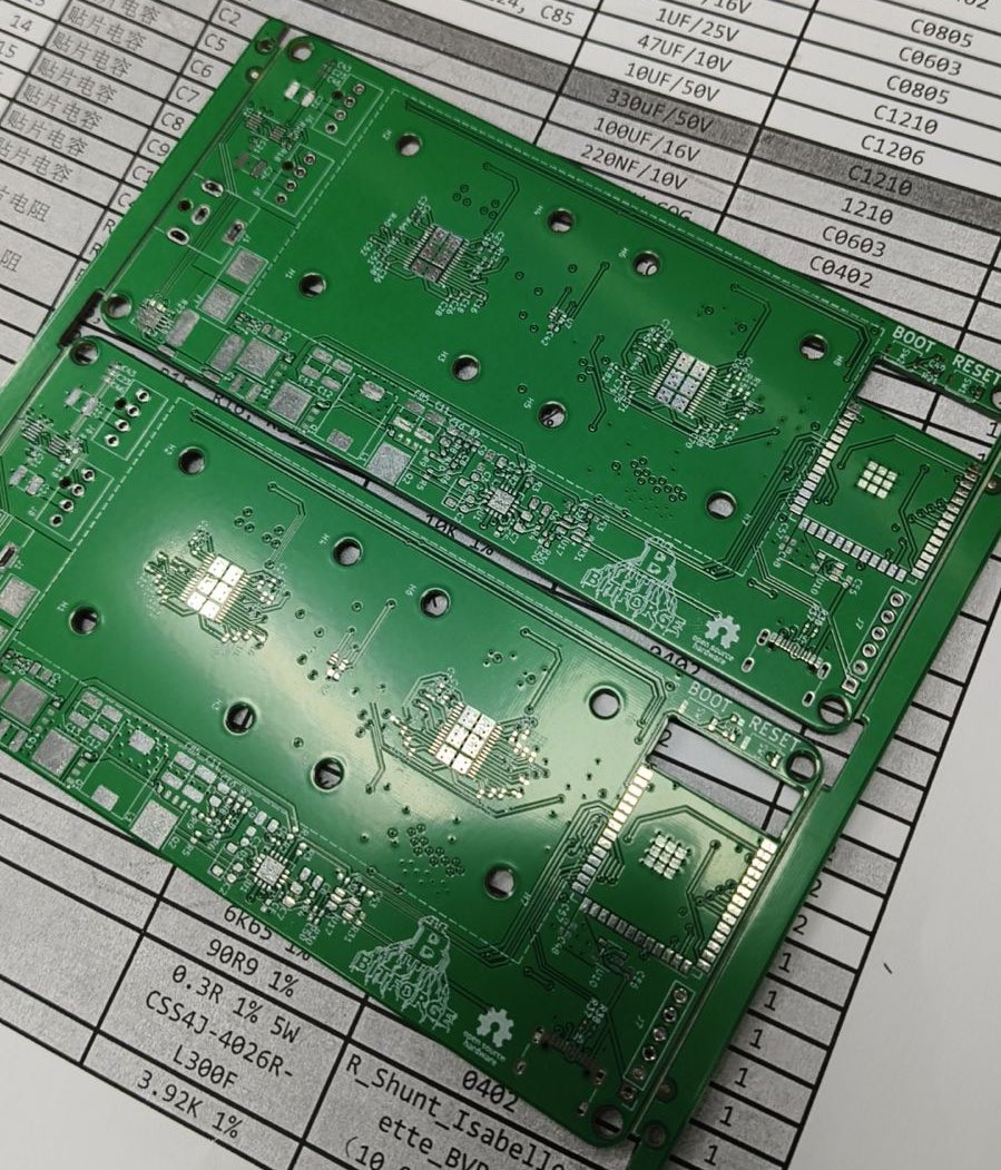 SoloSatoshi's tweet photo. PCB prototypes of the #BitForge Nano. 🔥🔥🔥

•Powerful Performance: 2 BM1368 ASIC chips aims to deliver over 1 TH/s.

•Open Source: BitForge Nano's design and software are open source.

•Home-Friendly: balancing power and efficiency for the average enthusiast.

Project credit: @wantclue 
#BitAxe #Bitcoin
