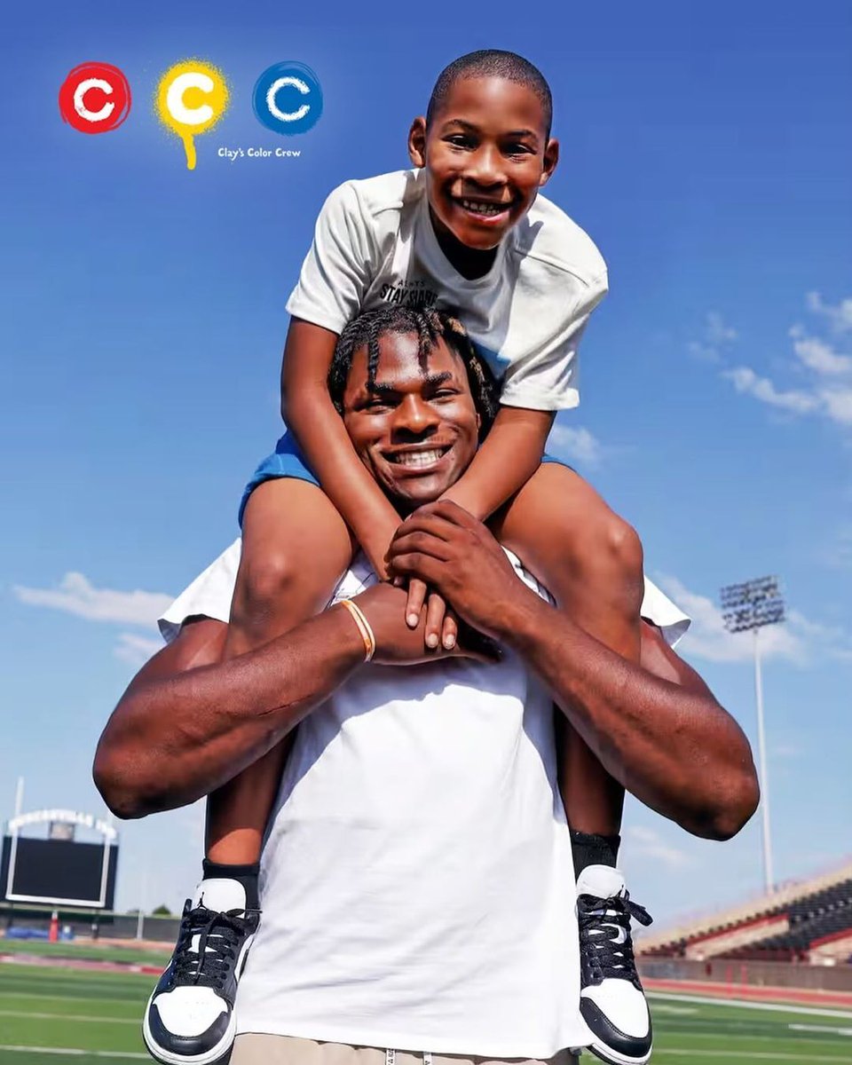 On3sports's tweet image. NEWS: Texas EDGE Colin Simmons is starting a nonprofit to support his brother and the Autism community❤️

Story: on3.com/nil/news/texas…