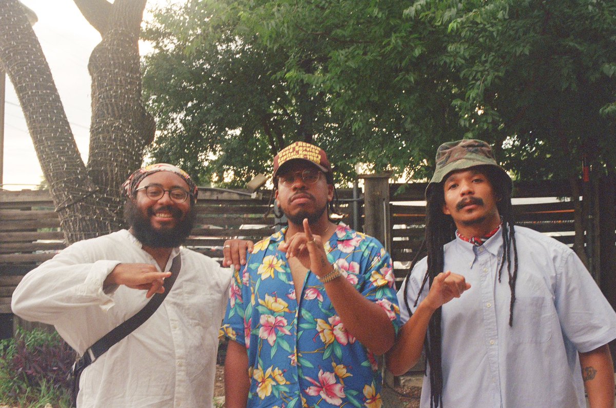 Proper Way! 🍷
( <a href="/KltlAirways/">K Like The Letter</a> <a href="/IfeNeuro/">BUMPS OF CAVIAR 🍇🍷</a> )