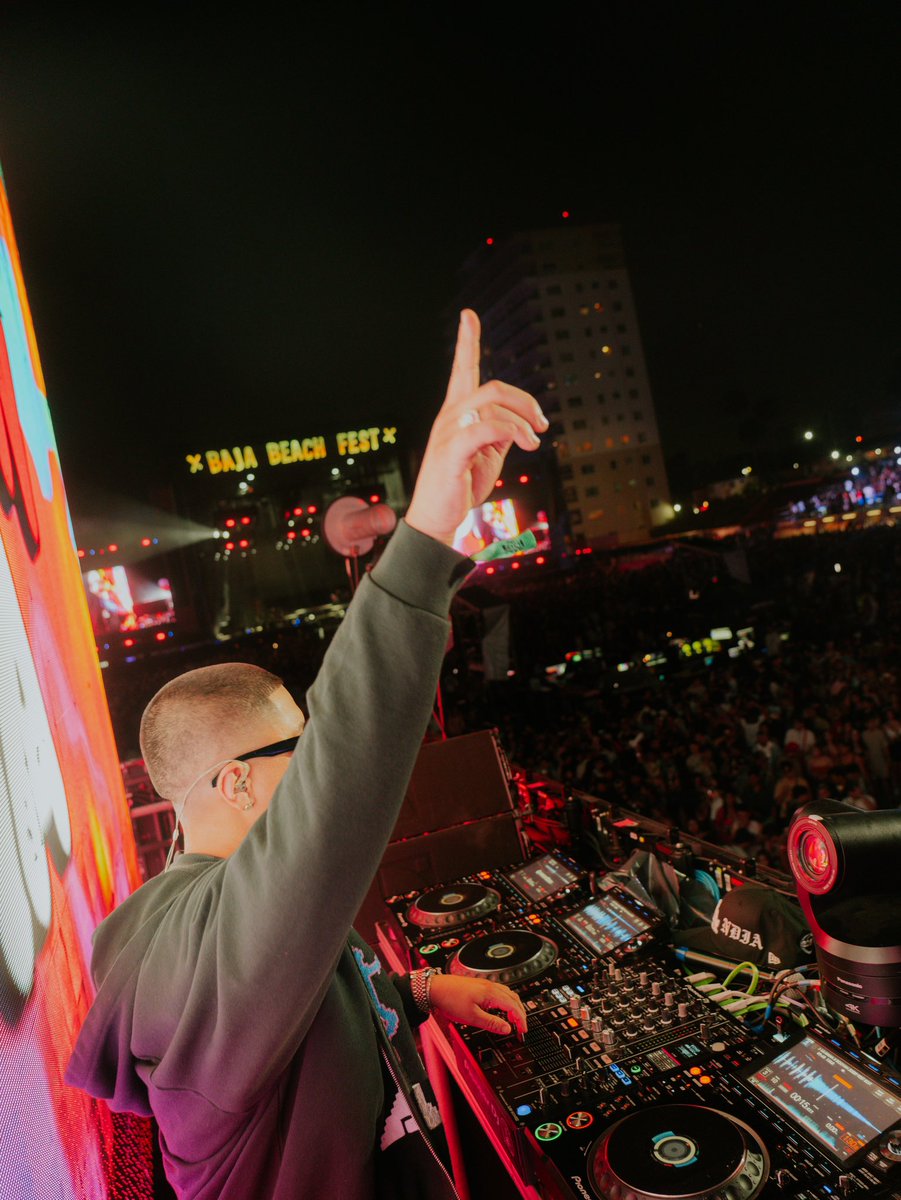 2DEEPMUSICA tweet media