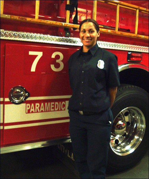 #LAFDHistory 20 yrs ago today, #LAFD Firefighter Jaime Foster died in the line of duty in a vehicle accident following a structure fire. Her loss is still deeply felt. To learn more about Jaime: lafire.com/lastalarm_file…