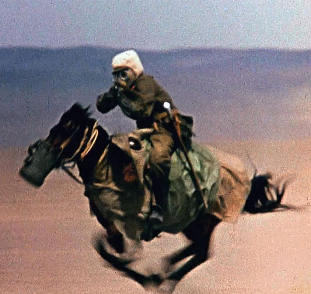 vikare06's tweet photo. Filming of "Project 596" (1964) the first successful nuclear test in China carried by a guy who detonated it on horseback to quickly reach a safe distance https://t.co/pB2MYTr37V